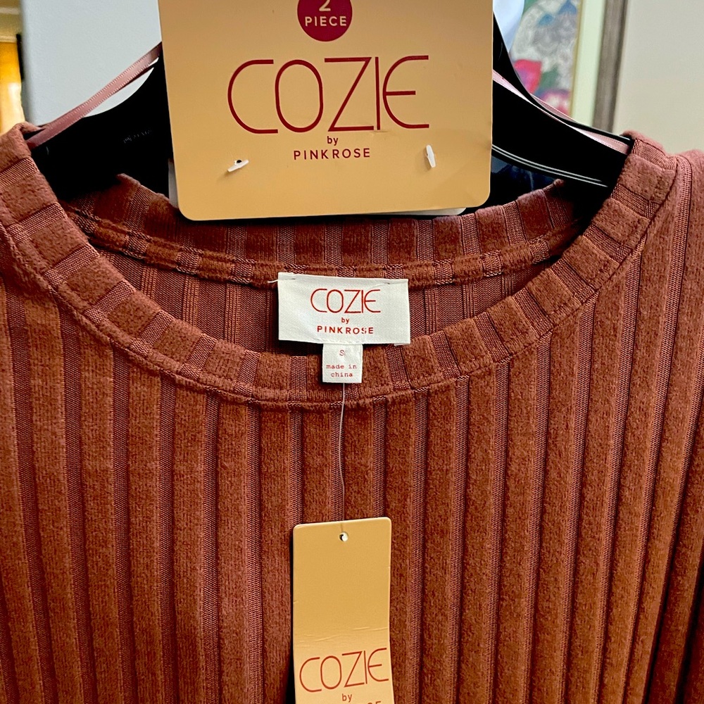 Coze by Pink Rose 2 size small 2 piece set